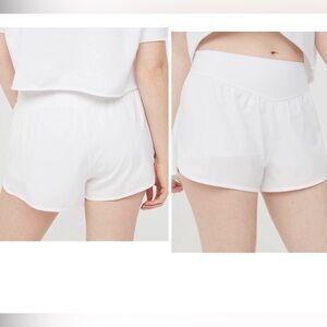 Offline By Aerie Athletic Nylon Running Shorts Womens Large White Elastic Waist